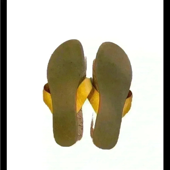 NINE WEST Vintage American Collection Leather/Cork Aztec Flip Flop Sandal (8M) - Picture 5 of 6